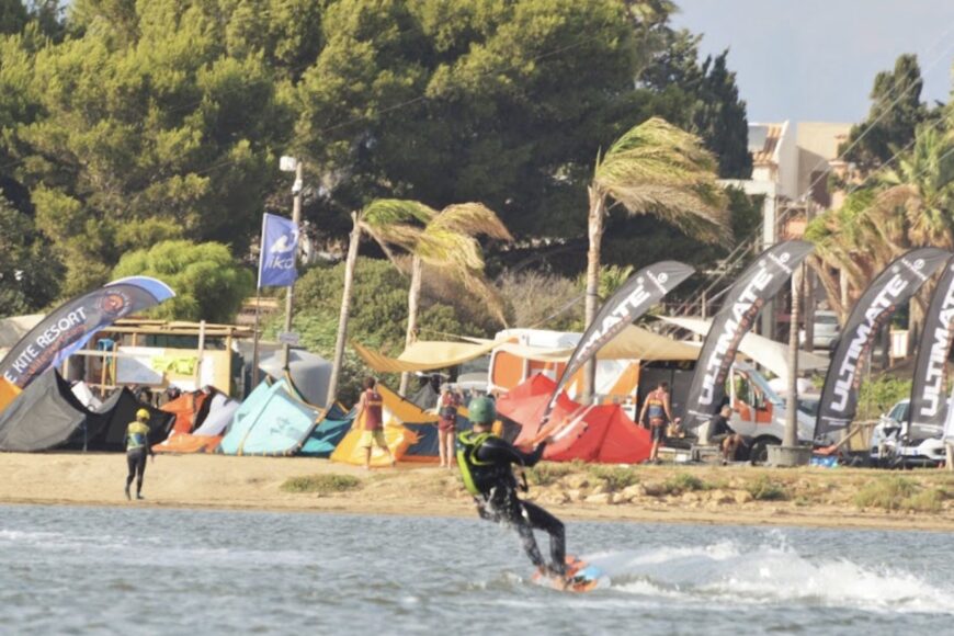 CERCASI Istruttori di kitesurf stagione 2022